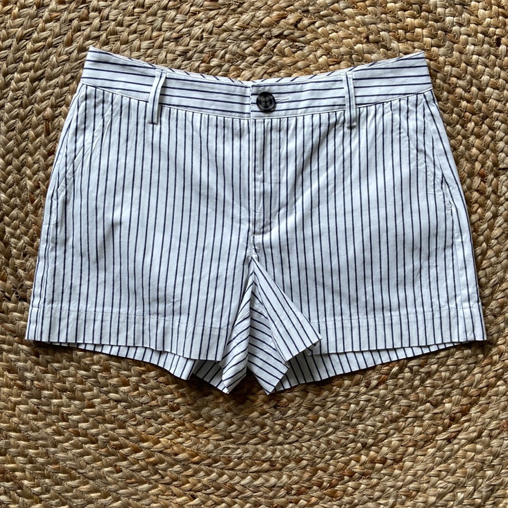 Cabi Viva Short NWOT